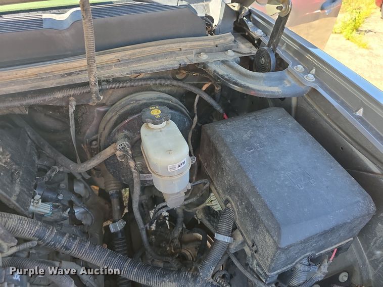 image for item DQ4399 2013 Chevrolet Silverado 1500 Ext. Cab pickup truck