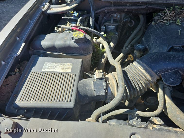 image for item DQ4399 2013 Chevrolet Silverado 1500 Ext. Cab pickup truck