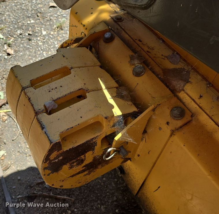 image for item DQ4400 2008 New Holland L190 skid steer loader