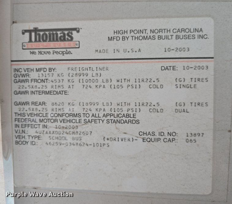 image for item DQ4402 2004 Freightliner  Thomas Built school bus