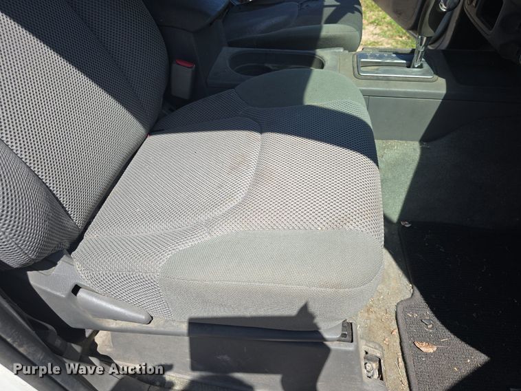 image for item DQ4406 2016 Nissan Frontier SV Crew Cab pickup truck