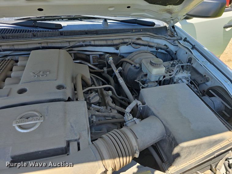 image for item DQ4406 2016 Nissan Frontier SV Crew Cab pickup truck