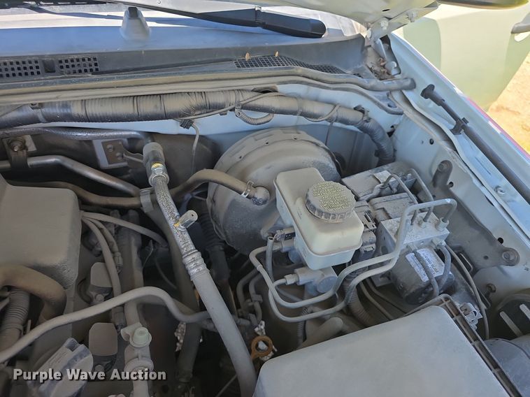 image for item DQ4406 2016 Nissan Frontier SV Crew Cab pickup truck