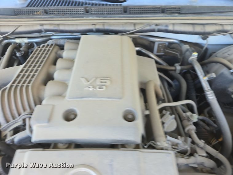 image for item DQ4406 2016 Nissan Frontier SV Crew Cab pickup truck