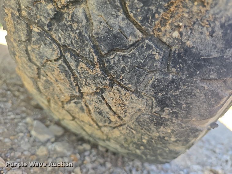 image for item DQ4406 2016 Nissan Frontier SV Crew Cab pickup truck