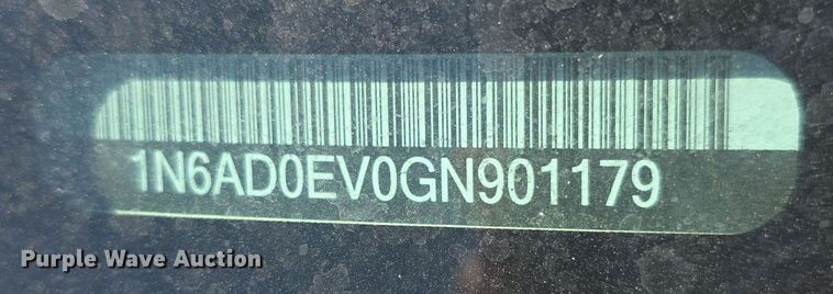 image for item DQ4406 2016 Nissan Frontier SV Crew Cab pickup truck
