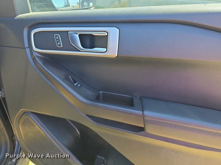 image for item DQ4410 2020 Ford Explorer Police Interceptor SUV