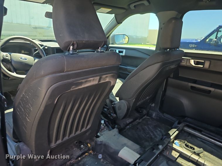 image for item DQ4410 2020 Ford Explorer Police Interceptor SUV