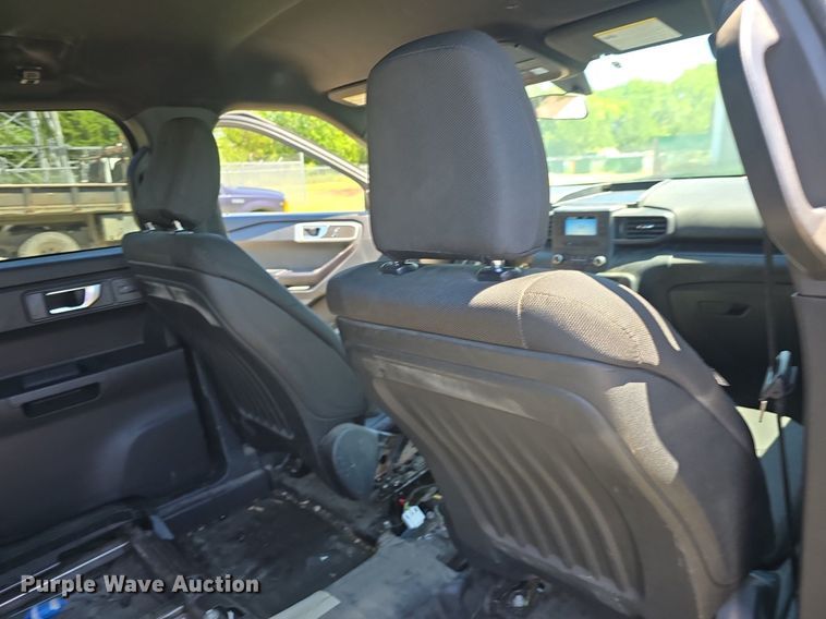 image for item DQ4410 2020 Ford Explorer Police Interceptor SUV