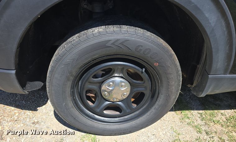 image for item DQ4410 2020 Ford Explorer Police Interceptor SUV