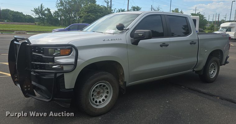 image for item DQ4413 2019 Chevrolet Silverado 1500 Crew Cab pickup truck