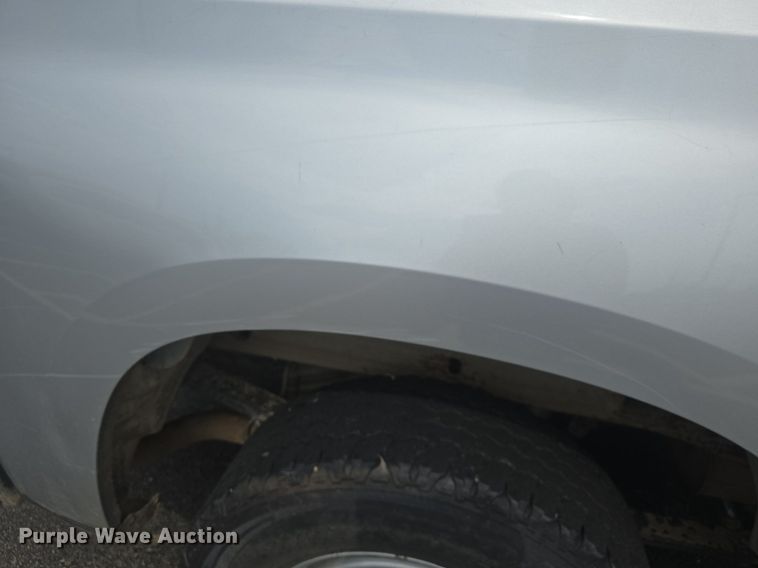 image for item DQ4413 2019 Chevrolet Silverado 1500 Crew Cab pickup truck