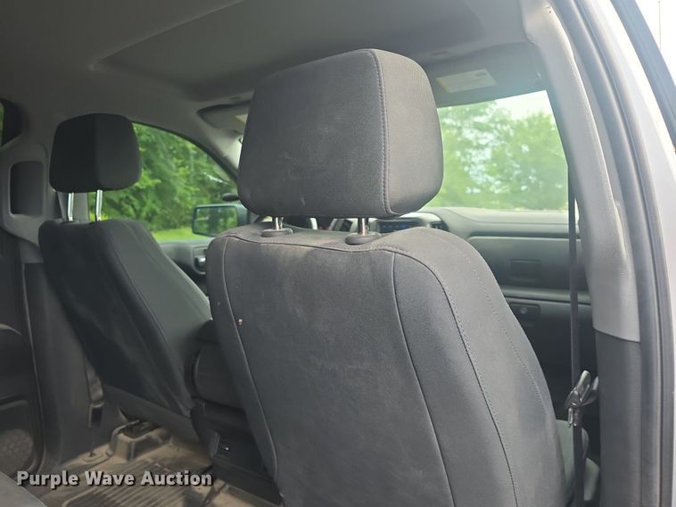 image for item DQ4413 2019 Chevrolet Silverado 1500 Crew Cab pickup truck