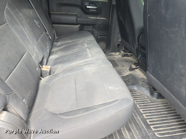 image for item DQ4413 2019 Chevrolet Silverado 1500 Crew Cab pickup truck