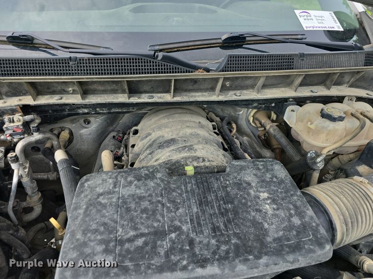 image for item DQ4413 2019 Chevrolet Silverado 1500 Crew Cab pickup truck