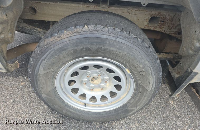 image for item DQ4413 2019 Chevrolet Silverado 1500 Crew Cab pickup truck