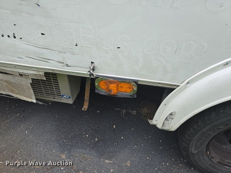 image for item DQ4415 2017 Goshen Ford Impulse Ford220 shuttle bus