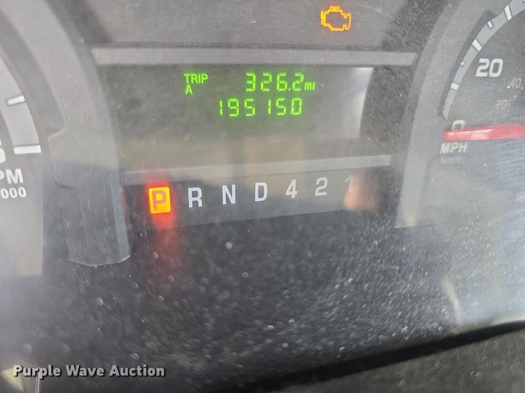 image for item DQ4415 2017 Goshen Ford Impulse Ford220 shuttle bus