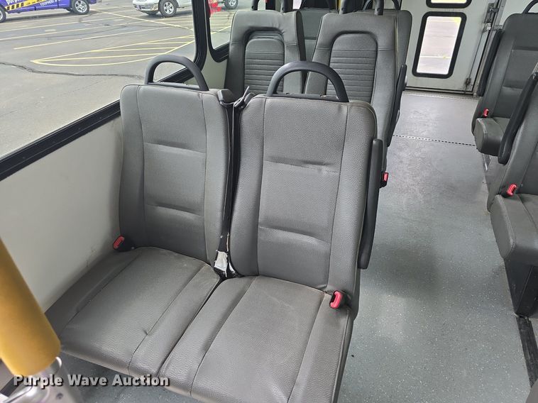 image for item DQ4415 2017 Goshen Ford Impulse Ford220 shuttle bus