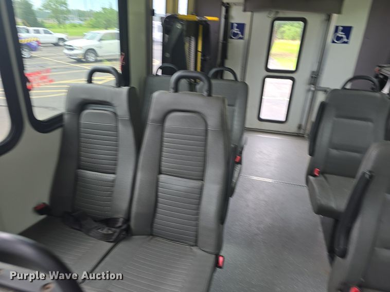 image for item DQ4415 2017 Goshen Ford Impulse Ford220 shuttle bus