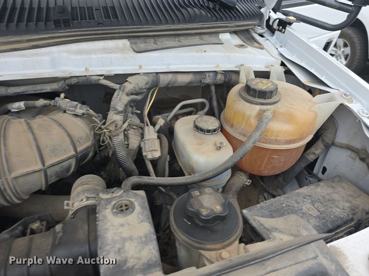 image for item DQ4415 2017 Goshen Ford Impulse Ford220 shuttle bus