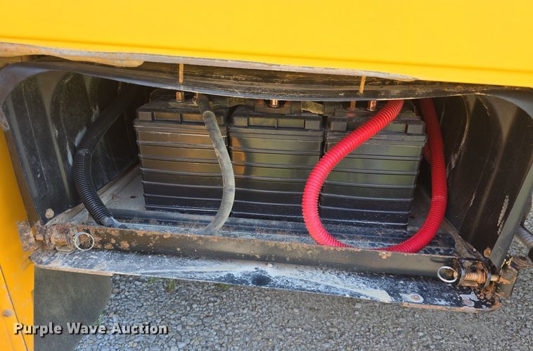 image for item DQ4419 2009 Thomas Built B2 school bus