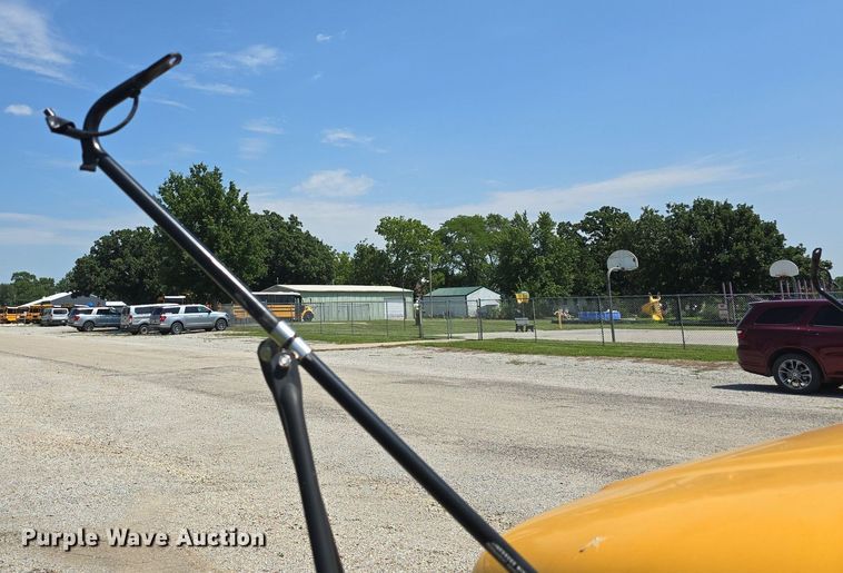 image for item DQ4419 2009 Thomas Built B2 school bus