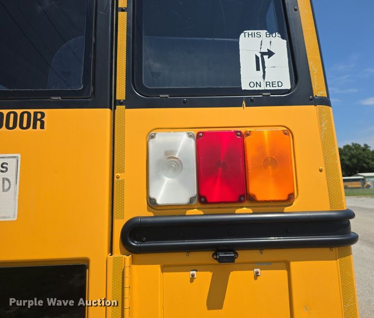 image for item DQ4419 2009 Thomas Built B2 school bus