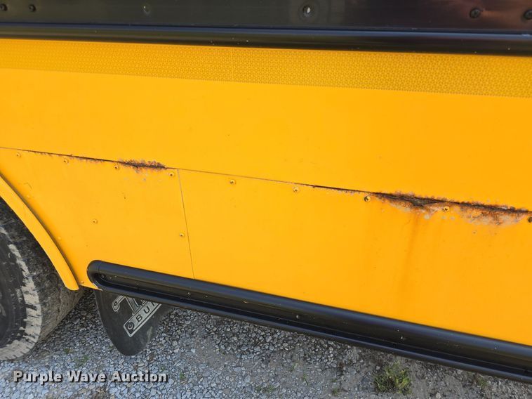 image for item DQ4419 2009 Thomas Built B2 school bus