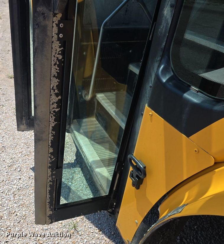 image for item DQ4419 2009 Thomas Built B2 school bus