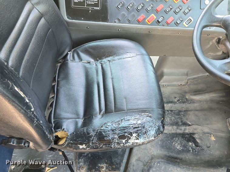 image for item DQ4419 2009 Thomas Built B2 school bus