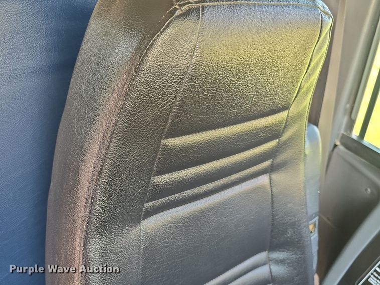 image for item DQ4419 2009 Thomas Built B2 school bus