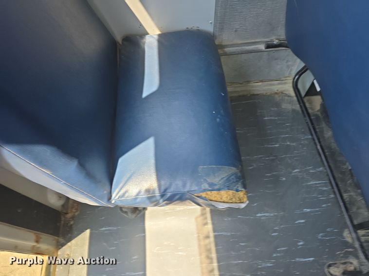 image for item DQ4419 2009 Thomas Built B2 school bus