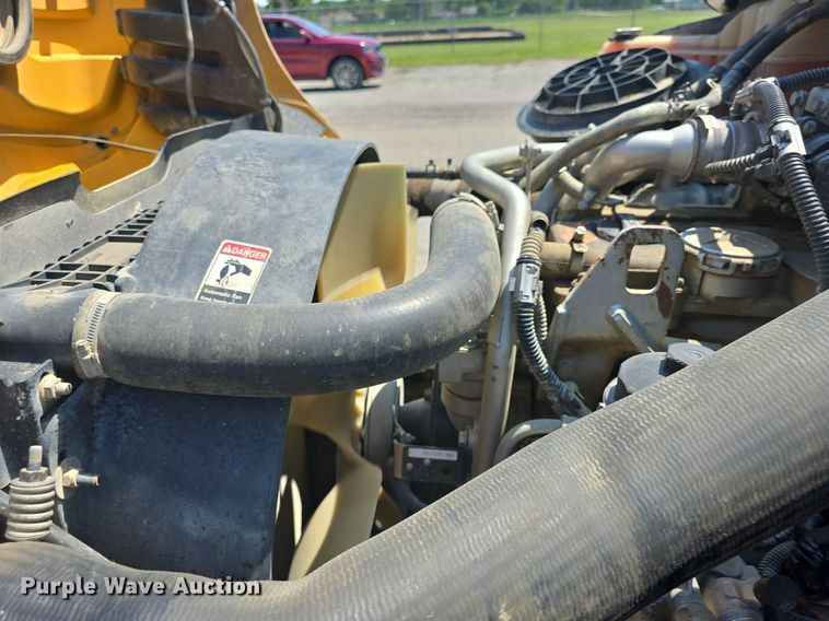 image for item DQ4419 2009 Thomas Built B2 school bus