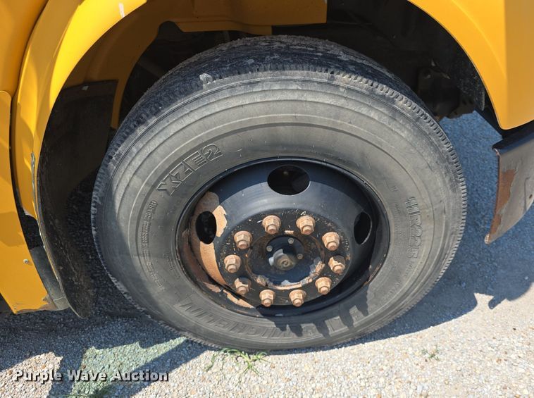 image for item DQ4419 2009 Thomas Built B2 school bus