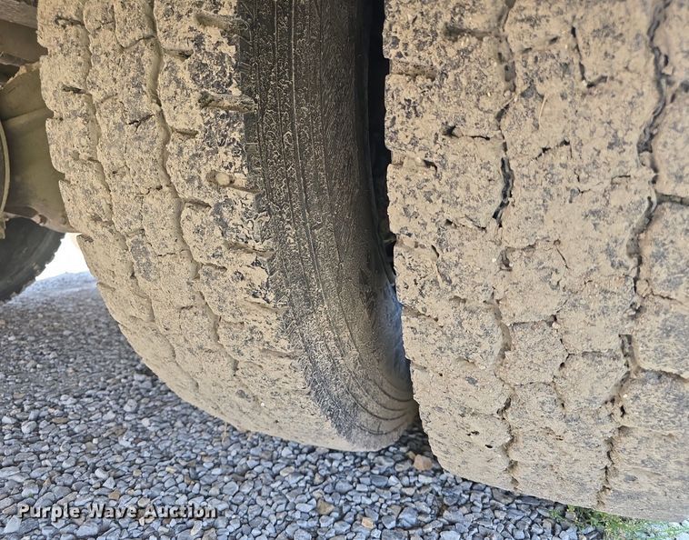 image for item DQ4419 2009 Thomas Built B2 school bus