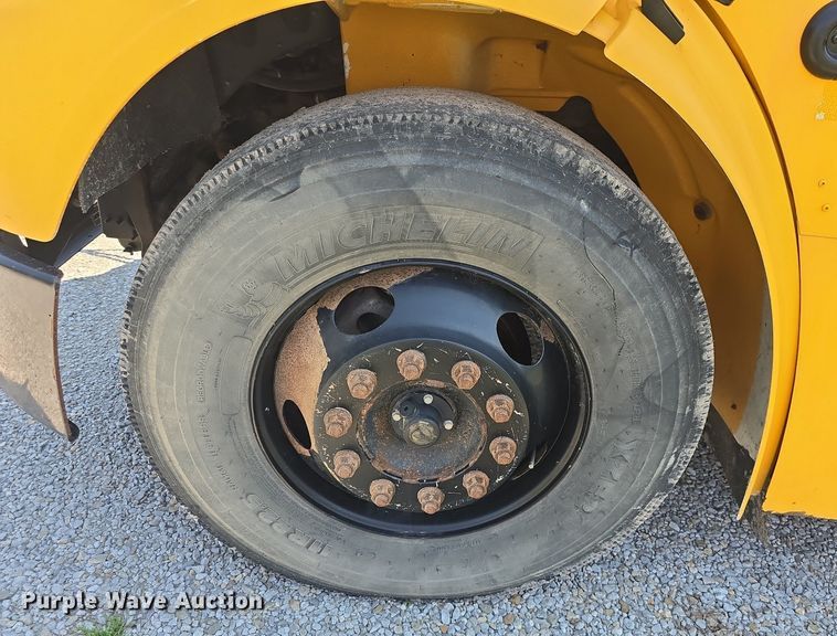 image for item DQ4419 2009 Thomas Built B2 school bus