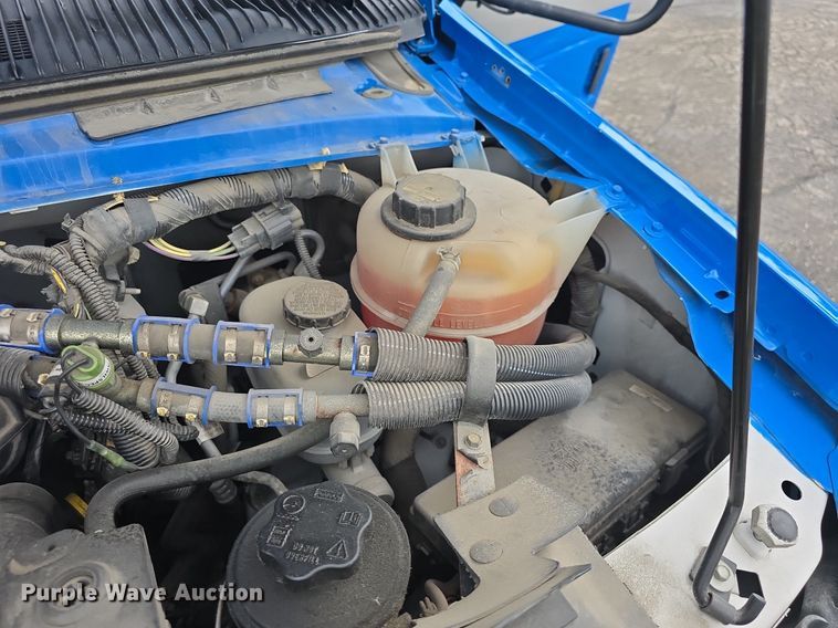 image for item DQ4420 2018 Senator II ST69923C shuttle bus