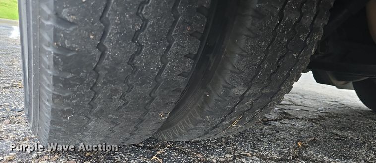 image for item DQ4420 2018 Senator II ST69923C shuttle bus