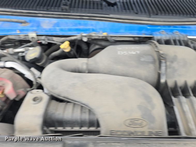 image for item DQ4421 2018 Senator II ST69923C shuttle bus