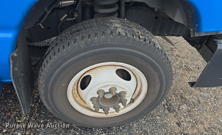 image for item DQ4421 2018 Senator II ST69923C shuttle bus