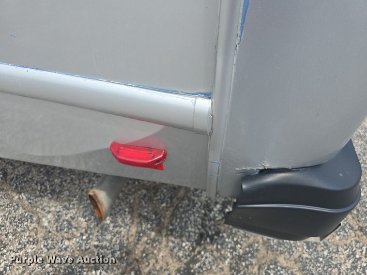 image for item DQ4422 2018 Senator II ST69941C shuttle bus