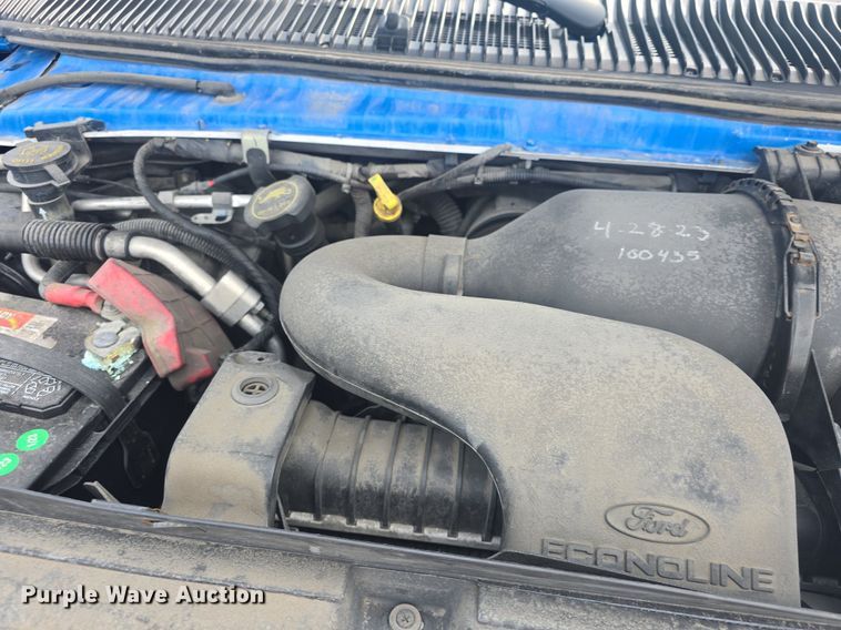 image for item DQ4422 2018 Senator II ST69941C shuttle bus