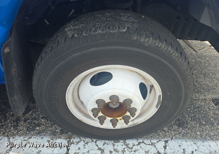 image for item DQ4422 2018 Senator II ST69941C shuttle bus