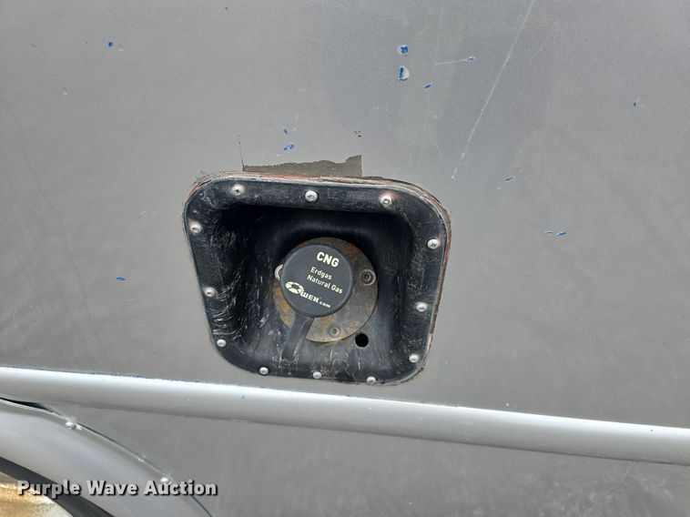 image for item DQ4423 2018 Senator II ST69941C shuttle bus