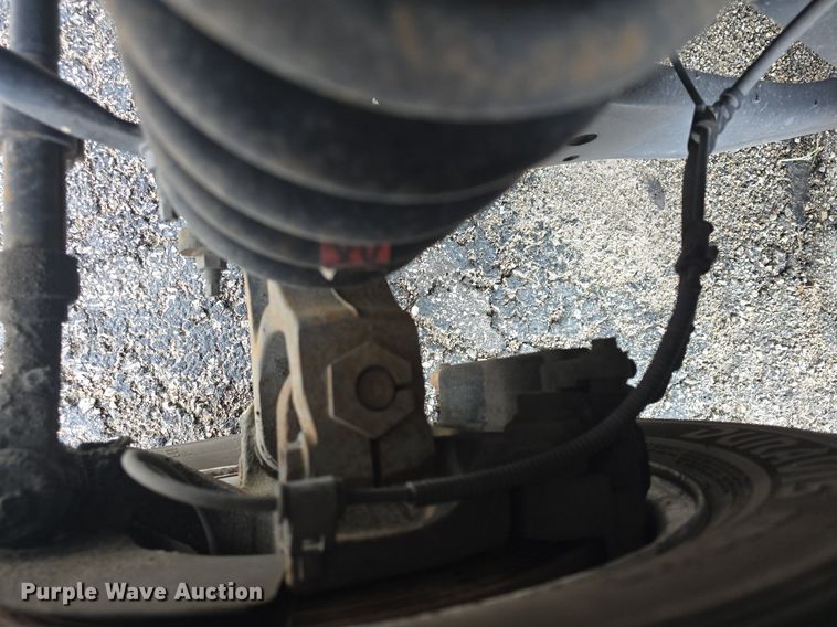 image for item DQ4423 2018 Senator II ST69941C shuttle bus