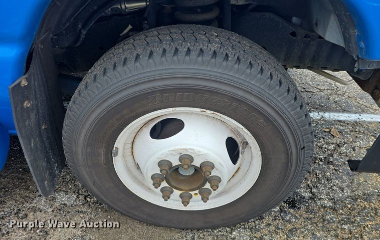 image for item DQ4423 2018 Senator II ST69941C shuttle bus