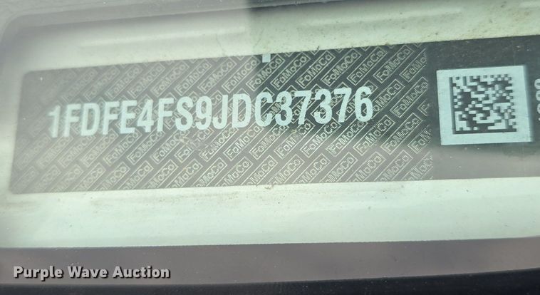 image for item DQ4423 2018 Senator II ST69941C shuttle bus