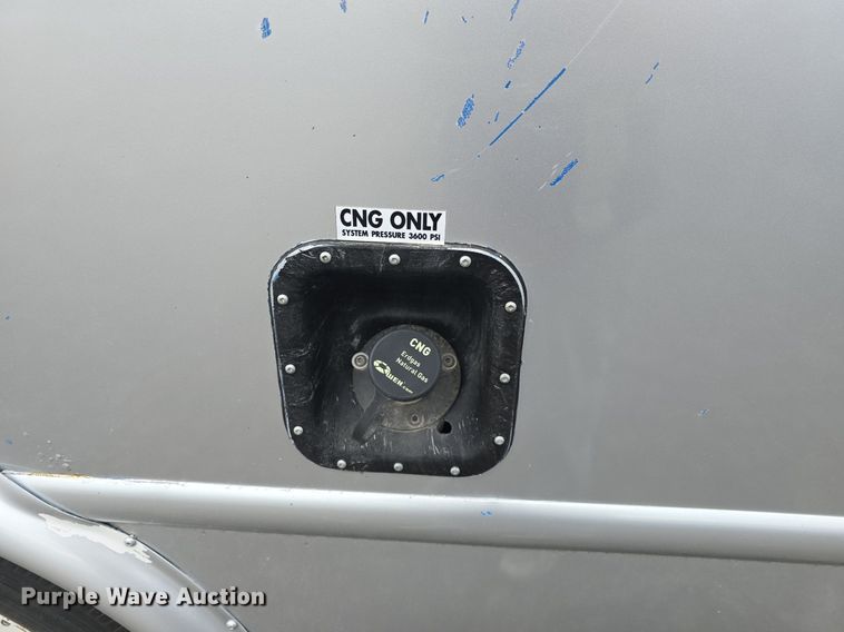 image for item DQ4424 2018 Senator II ST69923C shuttle bus