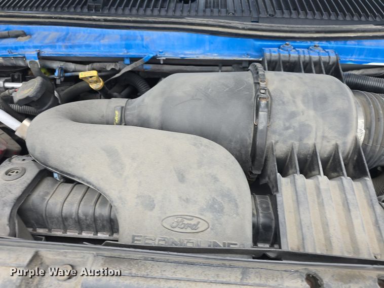 image for item DQ4424 2018 Senator II ST69923C shuttle bus